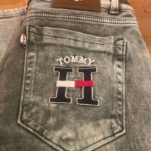 Tommy Hilfiger Men’s Gray Jeans with Navy, White & Red Logo80s